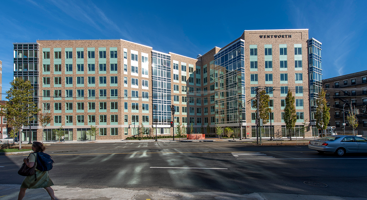 Wentworth Institute of Technology, Apartments 525 Huntington BOND