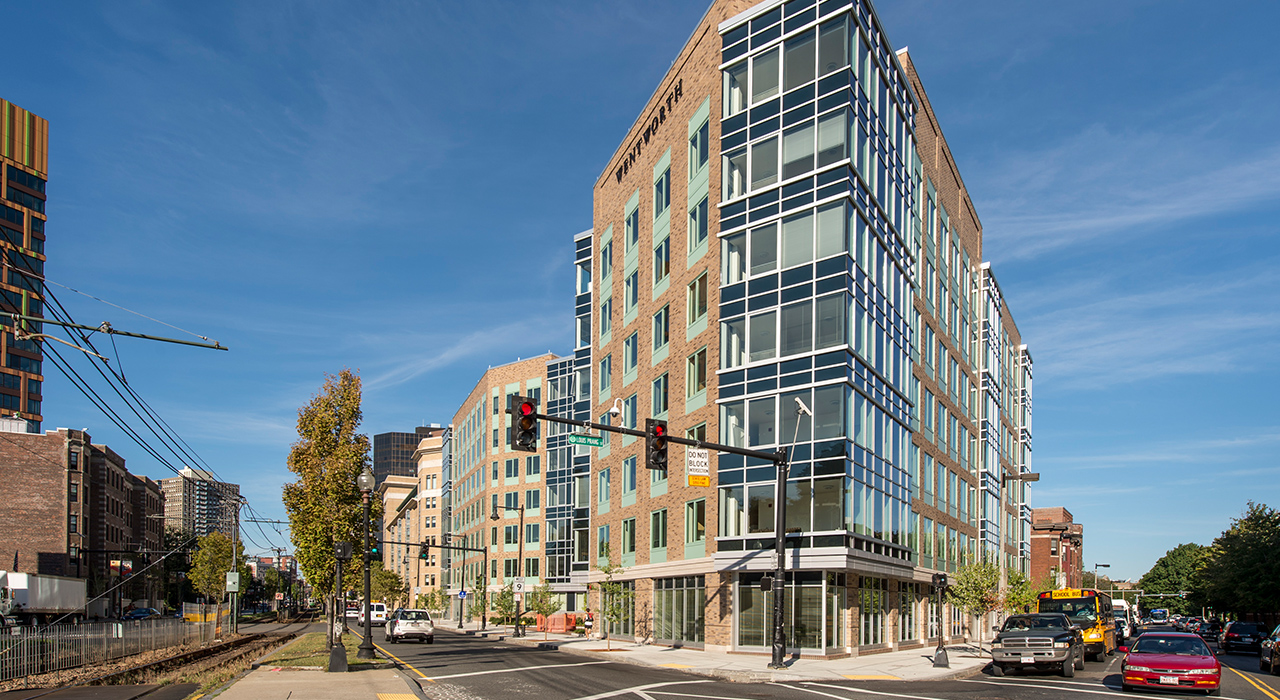 Wentworth Institute of Technology, Apartments 525 Huntington BOND